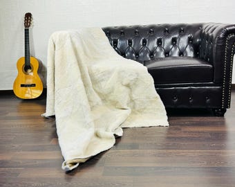 Sheep Fur Throw Blankes