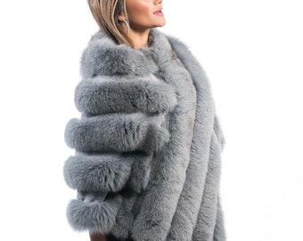 Glamorous Gray fox fur poncho jacket coat full skin with rabbit fur lines handmade luxury real fur women statement winter fashion