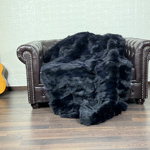 Real Blue Fox Fur Throw • Personalized Genuine Fur Throw Rug • Housewarming Gift • Handmade Vintage Fur Throw for Living Room n Bedroom