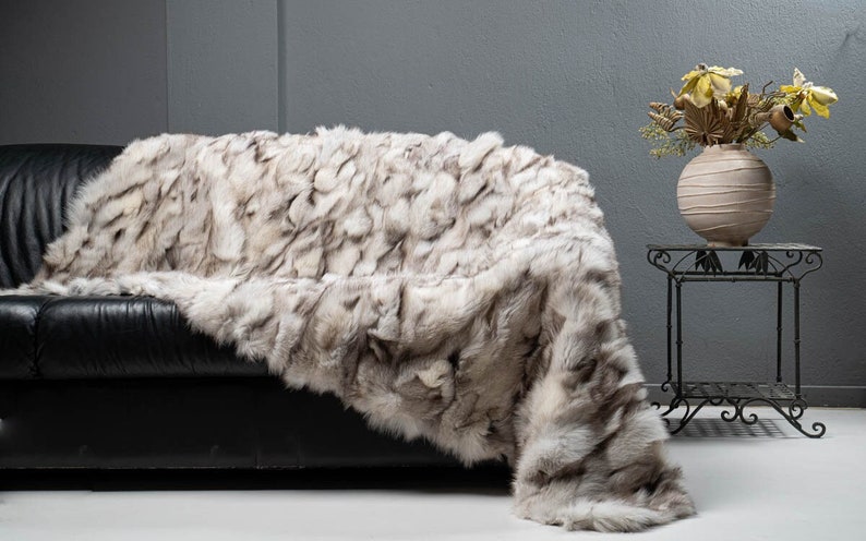 Fur throw blanket