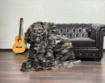 Real Brown Fox Fur Throw • Personalized Genuine Fur Throw Rug • Housewarming Gift • Handmade Vintage Fur Throw for Living Room n Bedroom