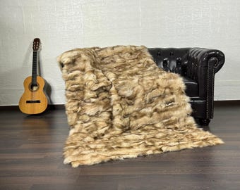 Real Beige Fox Fur Throw • Personalized Genuine Fur Throw Rug • Housewarming Gift • Handmade Vintage Fur Throw for Living Room n Bedroom