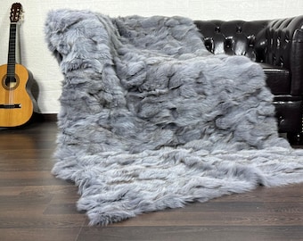 Luxurious fox fur real throw blanket in blue grey, plush bedspread & fox fur rug for living room and bed decor