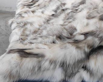 Real Fox Fur Throw • Personalized Genuine Fur Throw Rug • Housewarming Gift • Handmade Vintage Fur Throw for Living Room n Bedroom
