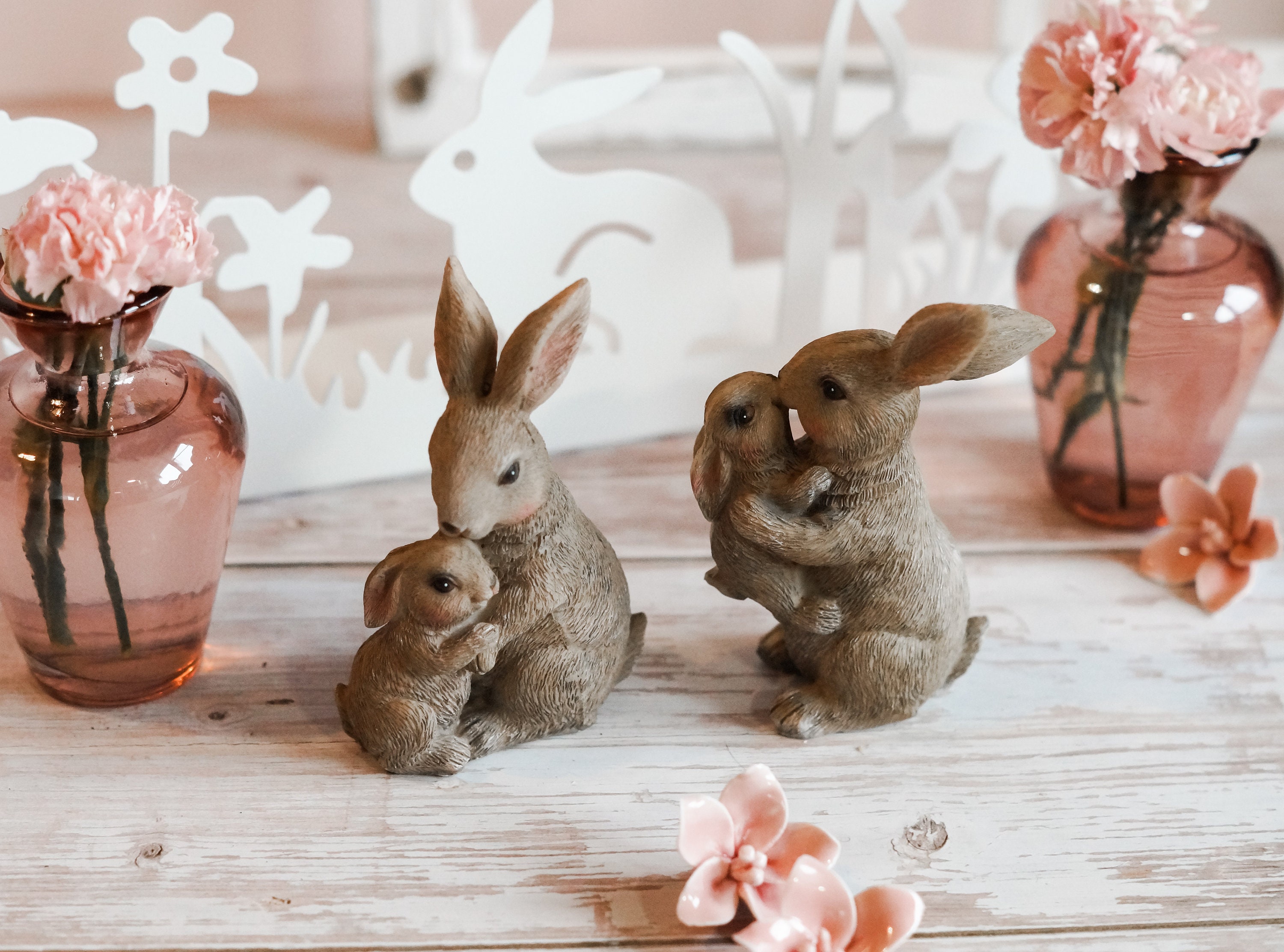 Dekofigur Hase Hasenpaar Osterdeko Frühlingsdeko Frühjahrsdeko Landhaus Deko  Hase mit Kind Dekohase Osterhase Osterfigur