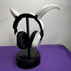Wyvern Horns