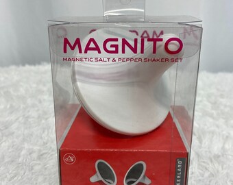 Kikkerland Design Magnito スピニングトップ マグネット式ソルト＆ペッパーシェーカー