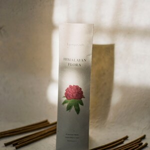 Eco-friendly packaging for rhododendron incense sticks, showcasing sustainable materials and minimalist design for green living.