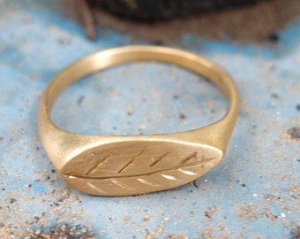 Leaf ring, leaf band, Gold Leaf Branch Ring, Gold Leaf Ring. Layering Ring, Vine Ring, Laurel Ring, Nature Jewelry, Leaves Ring