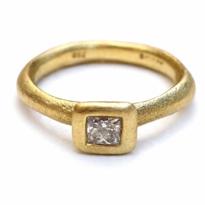 Anello di fidanzamento 18k con diamante taglio principessa - Misura gratuita USA - Misura USA