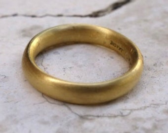 Wedding Band Gold, Massive Wedding Ring Gold, Solid Gold Men's Ring, Unique Women's Ring Gold, Ring For Him 18 Karat Yellow Gold