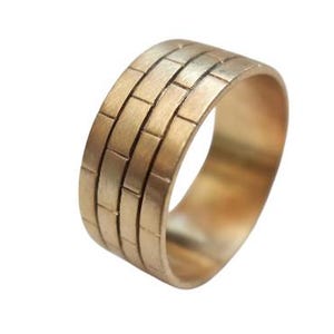 Strukturierter Ehering, Ehering aus massivem Gold, einzigartiger Ehering, Ehering für Frauen, moderner Ehering
