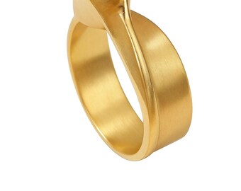 Unique Handmade Blue Sapphire Unique Engagement Ring Solid 18k Yellow Gold \ Cocktialr \ Promise Gemstone Ring, Bespoke Gemstone ring