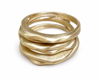 18k Solid Gold Stapelringe Set - Matte Finish Zarte Bänder