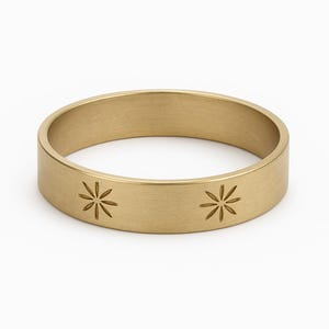 Damen Ehering graviert - Strukturierter Organischer Goldring für Frauen, Handgemachter feiner Schmuck von Gabriel Per Kashi, Herren Ehering