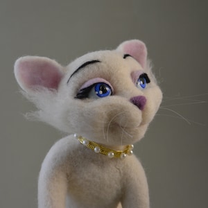 Duchess The Aristocats, cartoon character, white cat, felted cat, soft sculpture cat, animals, handmade cat, make to order
