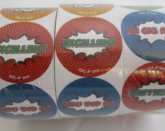 SUPERHERO Stickers, 100 Stickers per roll