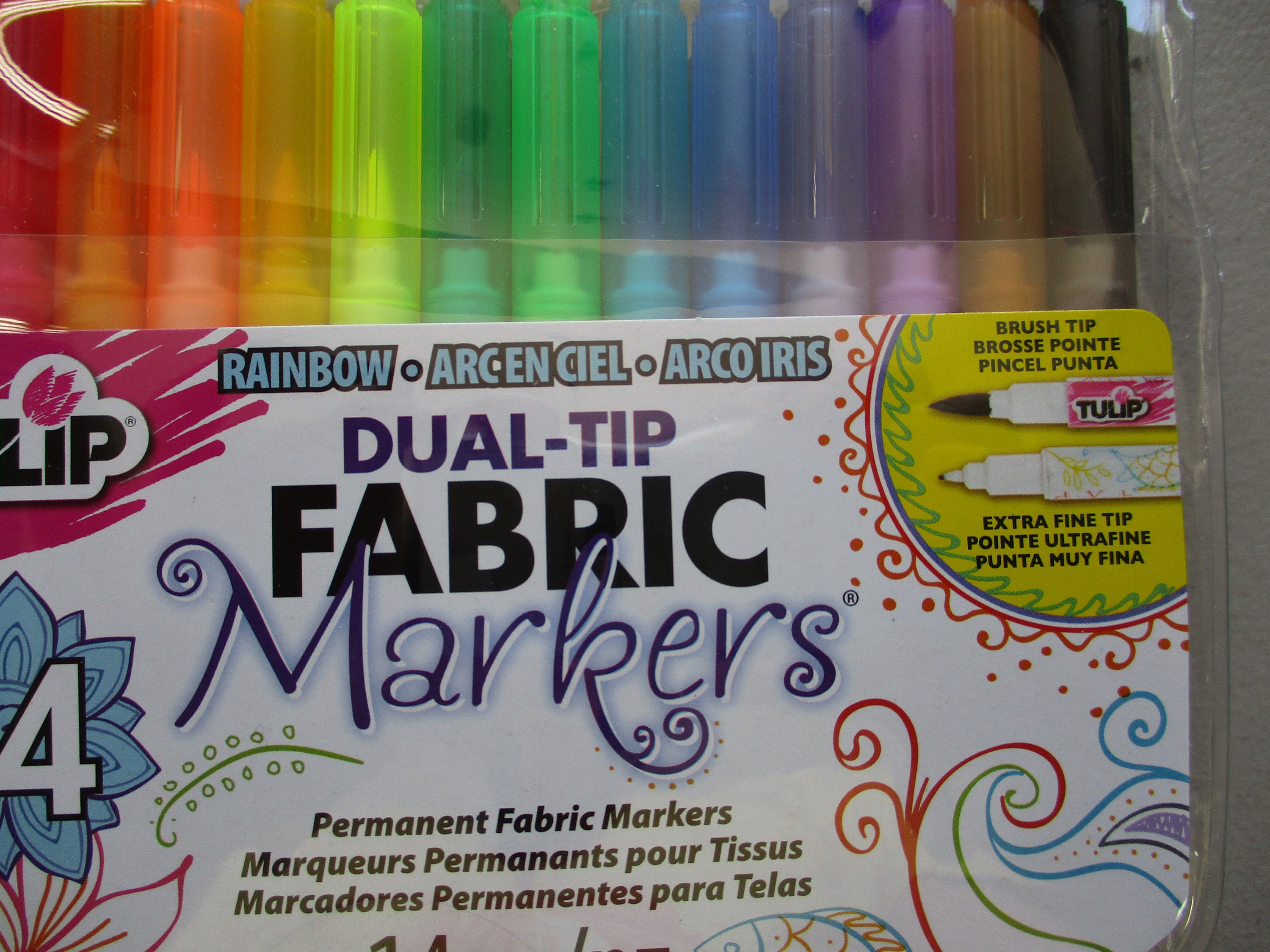 FABRIC MARKERS/ Duel Tip 14 Rainbow Colors, Extra Fine and Brush