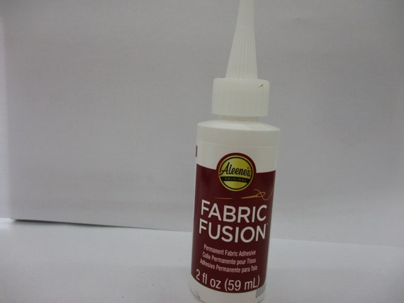 Aleene's Fabric Fusion Permanent Fabric Adhesive, 2-Ounce