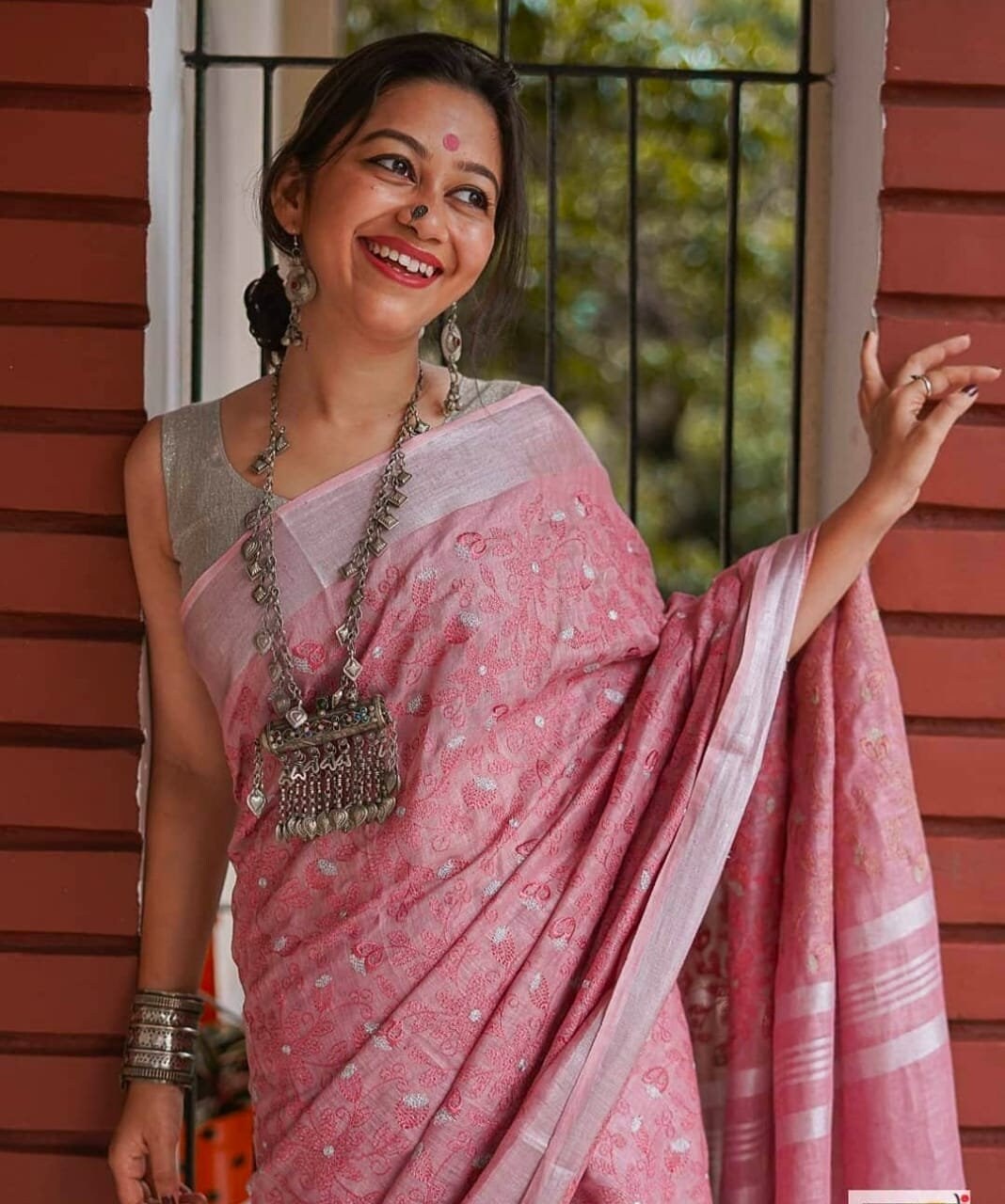 Party wear deals embroidery saree