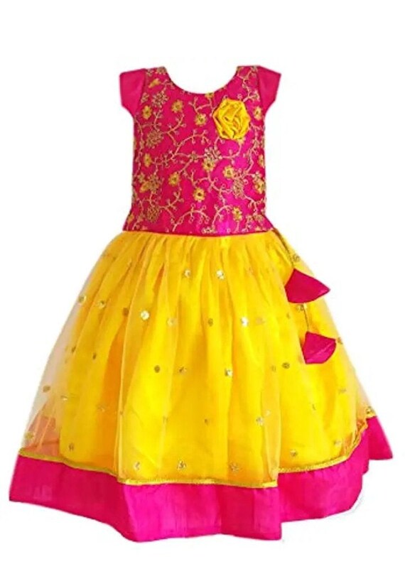 Bright Rajasthani/Gujrati Lehenga for girls, Babies & Kids, Babies & Kids  Fashion on Carousell