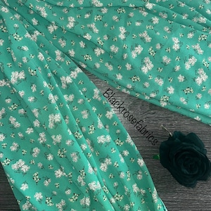 Bubble crepe woven: 1.75 YD CUT REMNANT Dark seafoam floral