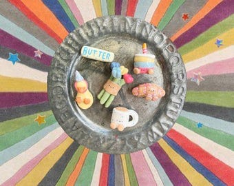 Vintage Birthday Party Magnets!