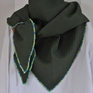 triangular scarf made of waffle pique green