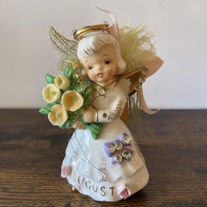 Kelvin Exclusives Figurine - Etsy