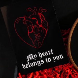 Carte de Saint-Valentin coeur anatomique gothique sombre romantisme, alternative effrayante