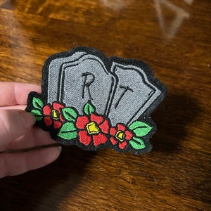 Parche bordado personalizado con la inscripción "R.I.P." para chaqueta de batalla, regalo alternativo para San Valentín, parche de Halloween, parche espeluznante, gótico