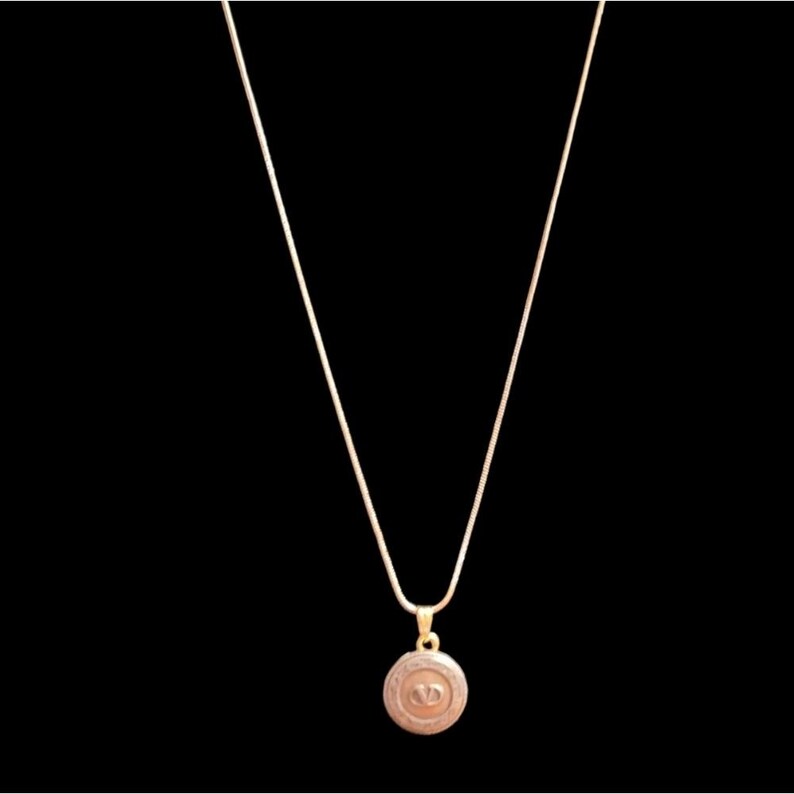 Vintage Valentino Authentic Upcycled Button Necklace Handmade immagine 3