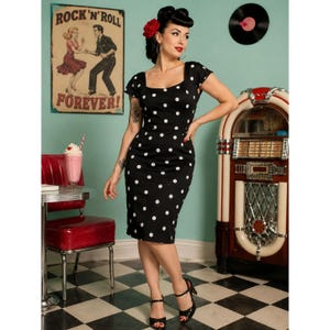 retro theme polka dot dress Retro Polka Dot Look