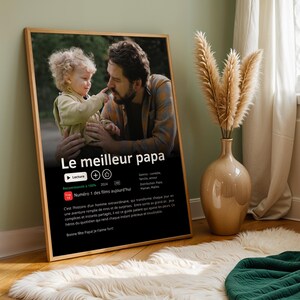 Affiche Netflix personnalisée pour papa avec photo et texte personnalisé, cadeau original pour la fête des pères. Poster style film ou série Netflix avec photo du papa, titre Meilleur Papa du Monde et synopsis personnalisé. Cadeau papa personnalisé parfait pour anniversaire, Noël ou fête des pères. Affiche photo papa personnalisée, idée cadeau papa unique, affiche famille personnalisée, poster papa personnalisé moderne et minimaliste.