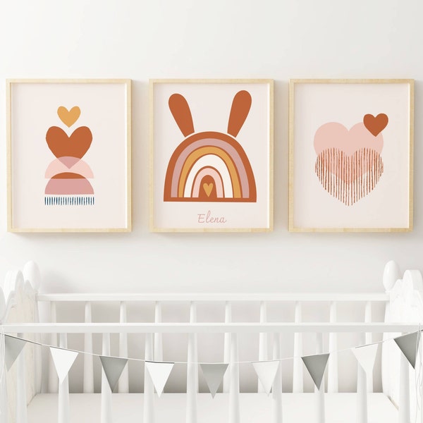 Affiches enfant Boho coeur - Affiche de Naissance Arc-en-ciel Terracotta - Initiale et Triple Cœurs par Le Temps des Paillettes