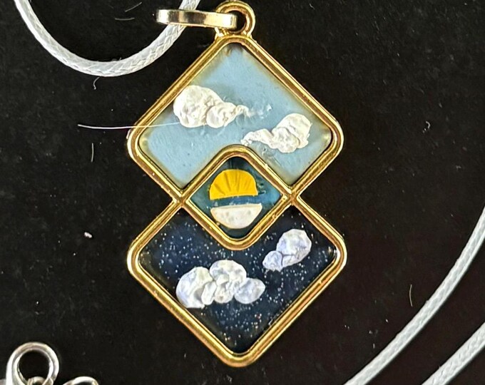 Day and night necklace