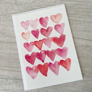 Carte de Saint-Valentin pour vos proches | Carte de voeux vierge illustrée de coeurs aquarelle 5 x 7 pouces