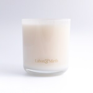 Black Currant Hay 13oz. Scented Candle