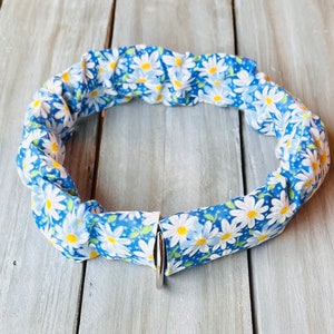 Daisy Collar Cover, Dog Collar Cover, Spring Collar Cover, Pet Collar Cover, Cat Collar Cover, Summer Dog Collar Cover
