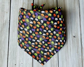 Snap/stropdas op Halloween Mini Pumpkins Dog Bandana, Custom Dog Bandana, Halloween Dog Sjaal, Pumpkin Dog Bandana, Fall Dog Bandana