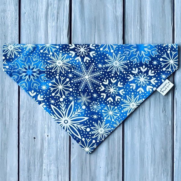 Silver Snowflakes Dog Bandana, Over the Collar Winter Snowflake Dog Bandana, Holiday Dog Bandana, Winter Dog Bandana, Snowflakes Bandana