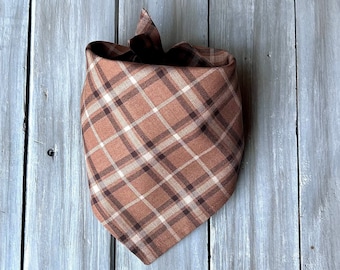 Snap On Toffee Rutig Hundbandana, Personlig Hundbandana, Hösthundbandana, Hösthundbandana, Hundbandana, Rutig Hundbandana