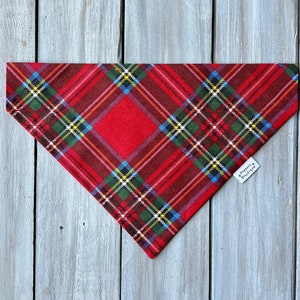 Bandana pour chien de Noël terrasse de Noël, sur le collier Tartan de Noël pour chien Bandana, Bandana pour chien personnalisé, Bandana pour chien à carreaux rouge
