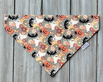 Over de kraag Spooky Cuties Dog Bandana, Custom Dog Sjaal, Ghosts, Pompoenen, Vleermuizen Fall Dog Bandana, Halloween Dog Sjaal, Herfst Dog Sjaal