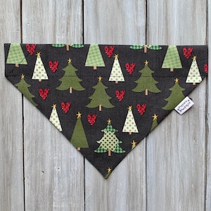 Christmas Tree Dog Bandana, Over the Collar Christmas Dog Bandana, Holiday Dog Bandana,  Stitched Christmas Tree Dog Bandana, Dog Scarf