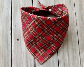 Bandana de cachorro tartan vermelho e verde, bandana de cachorro personalizada, bandana de cachorro de Natal, bandana de cachorro de férias, bandana de cachorro, bandana de cachorro xadrez