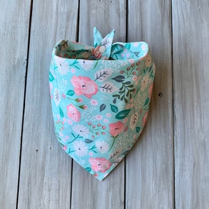 Snap On Pink & Blue Floral Dog Bandana, Personalized Dog Bandana, Dog Bandana, Spring Dog Bandana, Custom Dog Bandana, Boho Dog Bandana