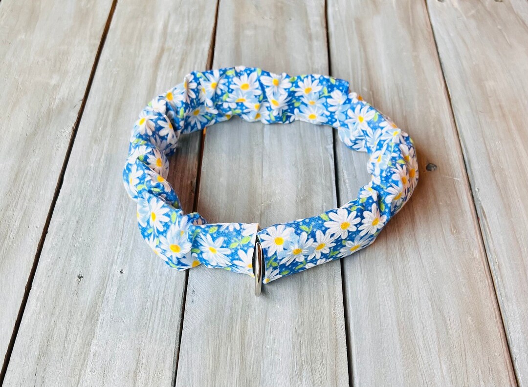 Daisy Collar Cover, Dog Collar Cover, Spring Collar Cover, Pet Collar