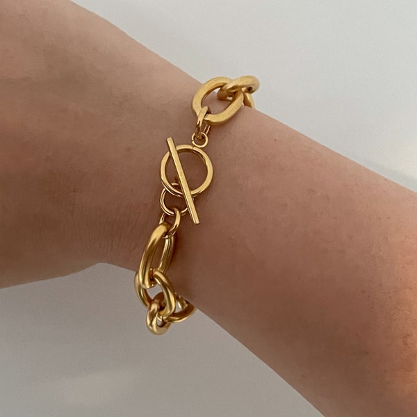 Gold Chunky Bracelet -  Large Link Chain - Gold Chunky Bracelet - Chunky Link Chain - Cuban Link Bracelet - Statement Bracelet
