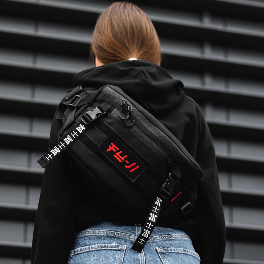 techwear fanny pack